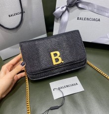 Balenciag* Wallet on chain B버클 크로스 백 B593615