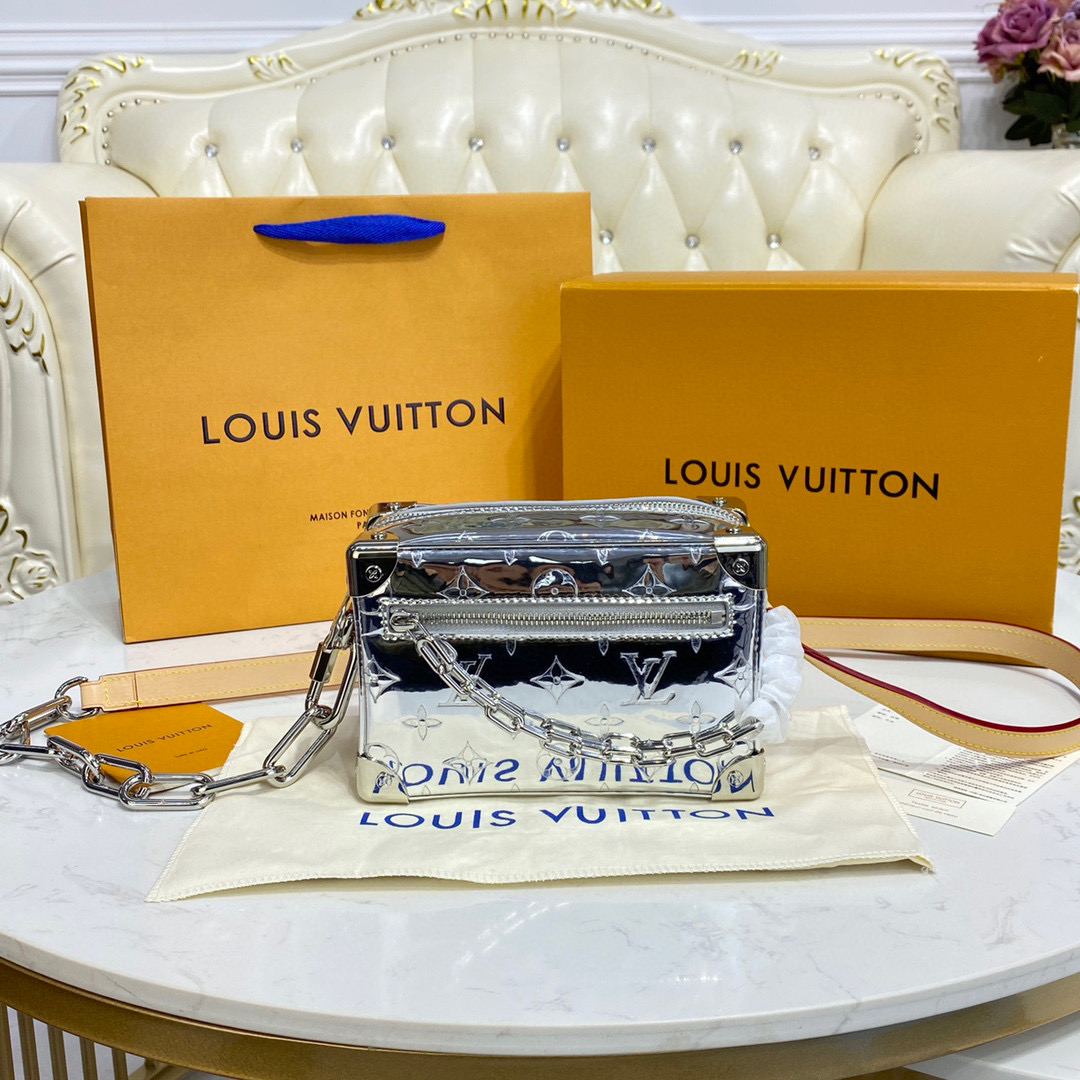 Louis Vuitto* 소프트 트렁크
