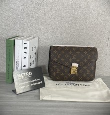 Louis Vuitto* 가방